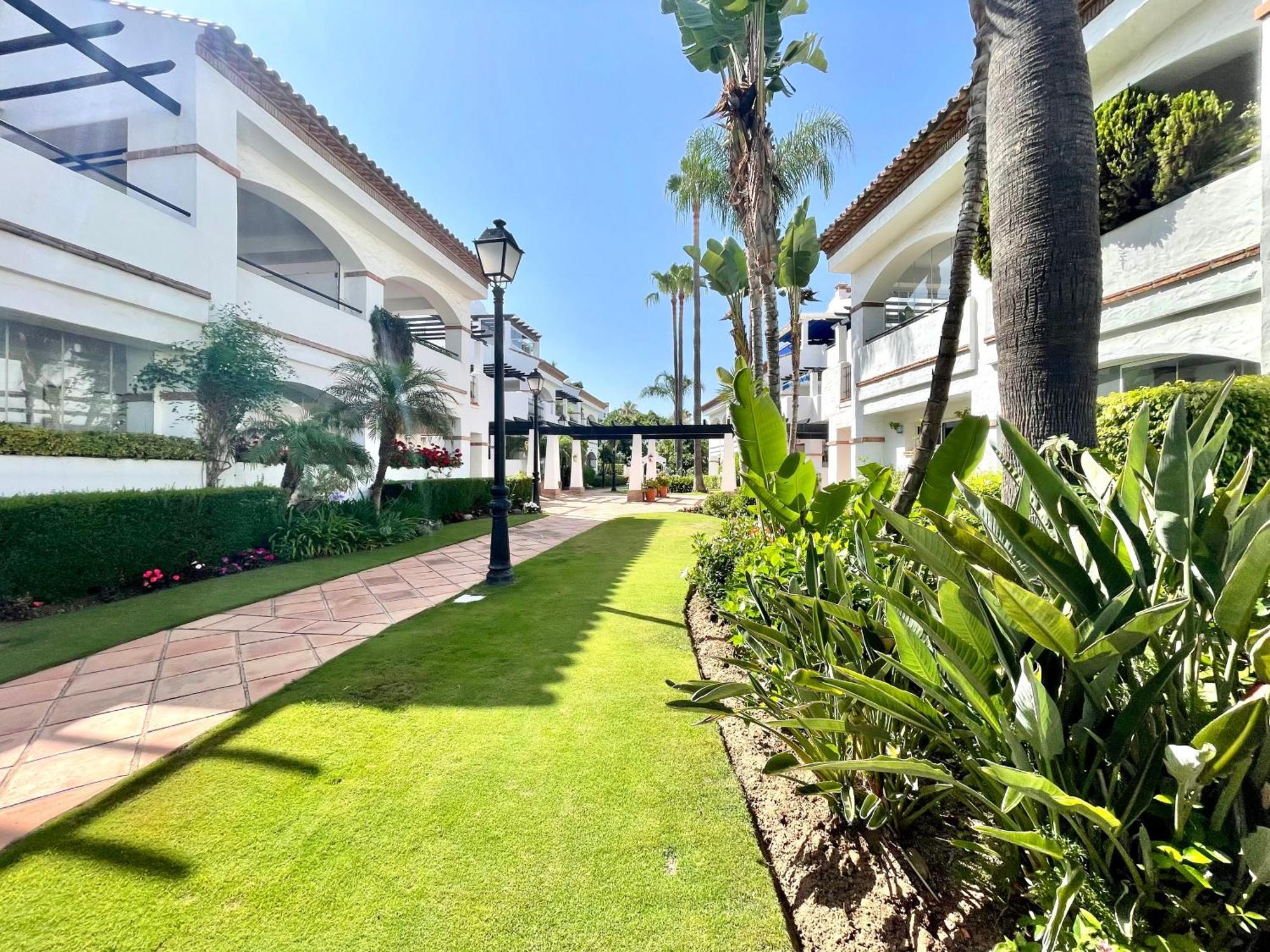 Solguest Apt A 7 Minutos De Puerto Banus 1ª Linea Playa!!! 마르베야 외부 사진