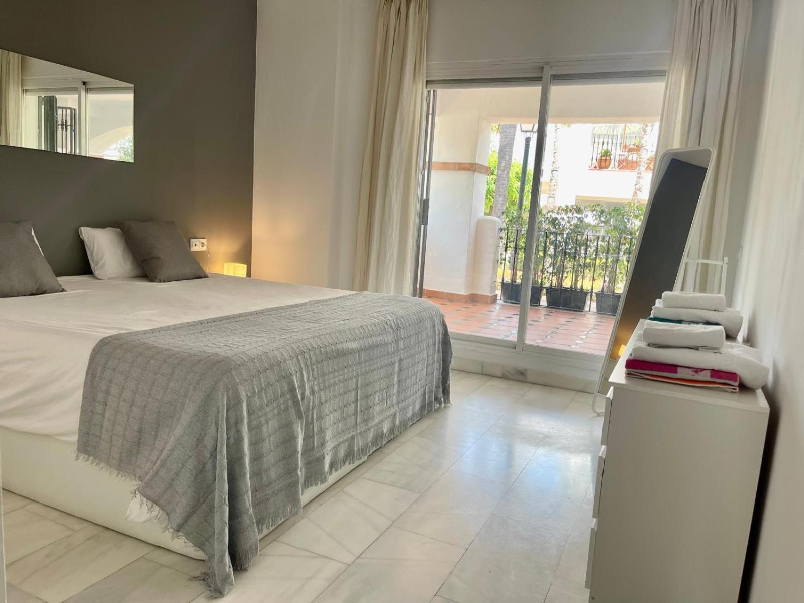 Solguest Apt A 7 Minutos De Puerto Banus 1ª Linea Playa!!! 마르베야 외부 사진